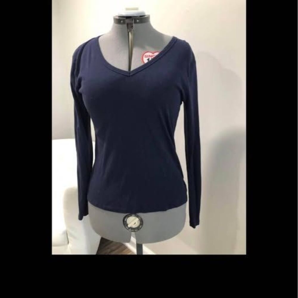 V-Neck Long Sleeve Shirt Large Gap Womens Blouse C7057